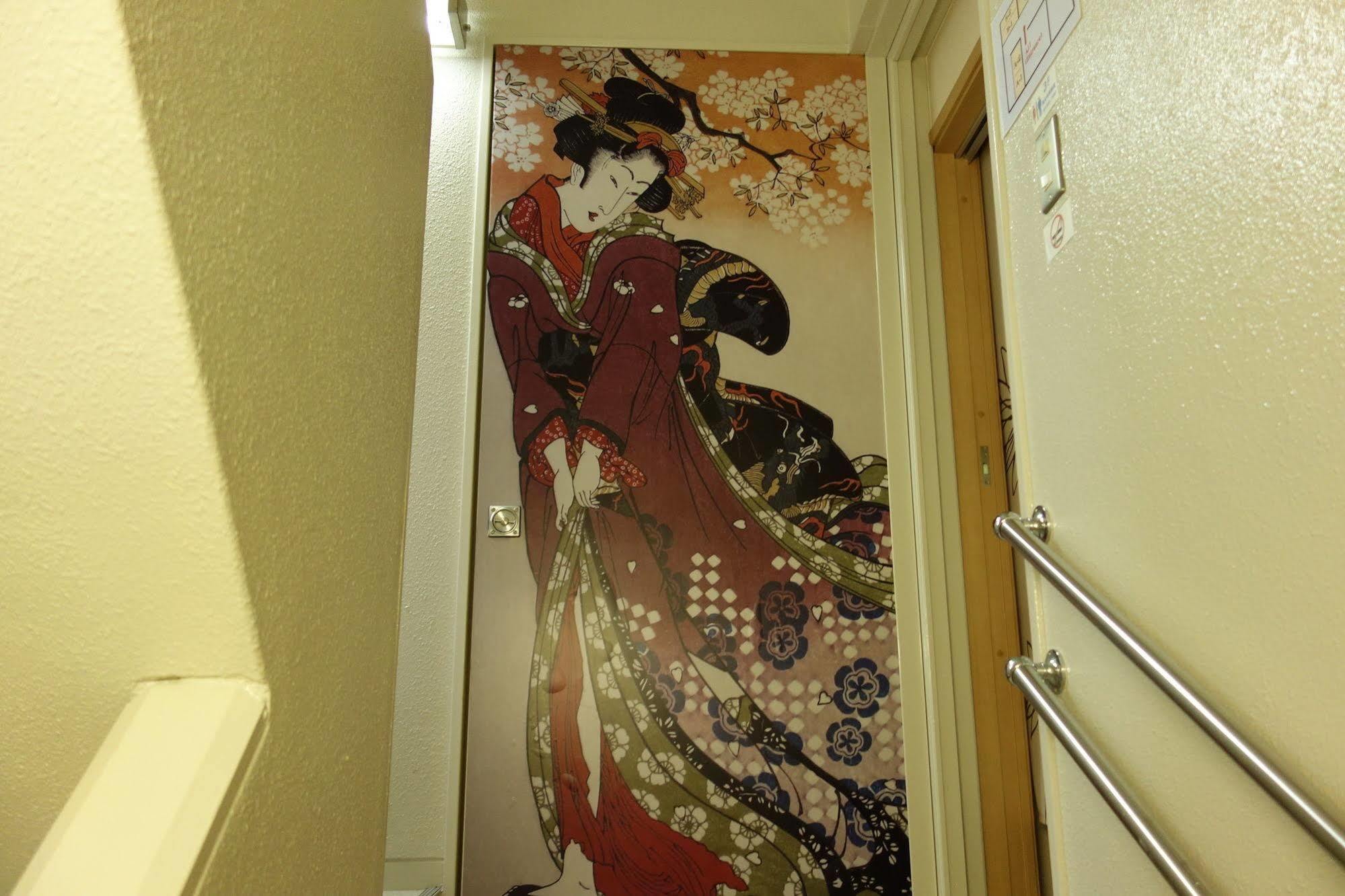Ken'S House Hotel Osaka Bagian luar foto